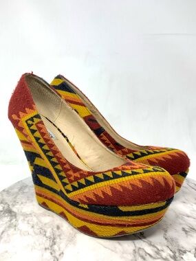 Steve Madden Pammy Southwestern Print Platform Wedges 10 Bohemian Western Tribal